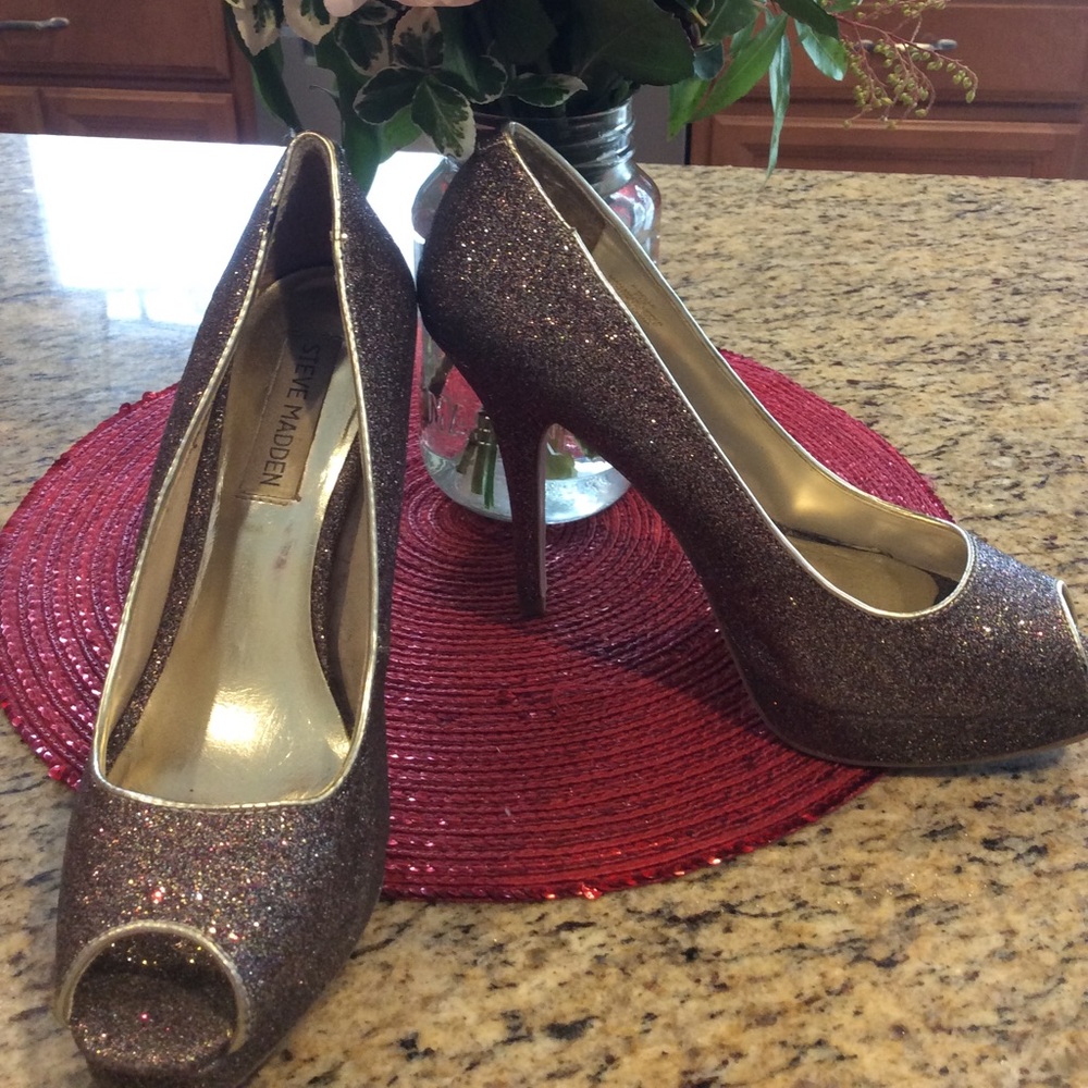 Steve Madden Glitter Peep Toe platform Heels